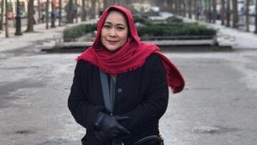 Bobol Ponsel Suami Tanpa Izin, Jenny Rachman Dilaporkan ke Polisi