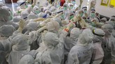 FOTO: Indonesia Tembus 1 Juta Kasus Covid-19 Kasus positif covid-19 di Indonesia hari ini, Selasa (26/1) tembus 1 juta atau 1.012.350. Saat ini tembahan harian kasus rata-rata masih di atas 10 ribu.