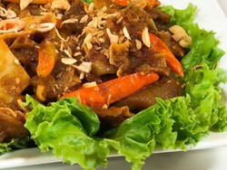 Masak Masak : Kikil Mercon yang Pedasnya Nendang Banget