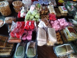 Bisa Jajan Bakcang hingga Kopi Bubuk di Pasar Proyek