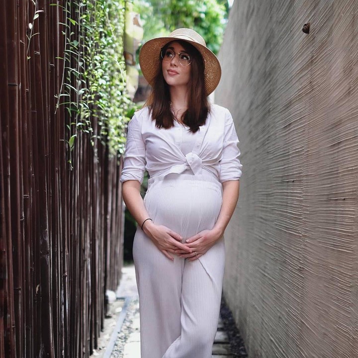 <p>Semoga lancar sampai hari persalinan ya Chelsey! (Foto: Instagram @randpunk)</p>