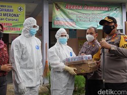 Cerita Dokter Si Merona di Mojokerto Sembuhkan Pasien COVID-19 Lebih Cepat