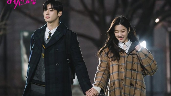 Tim Seojun atau Tim Suho? Intip Fakta Menarik dari Drama True Beauty! Tim Seojun atau Tim Suho? Intip Fakta Menarik dari Drama True Beauty!
