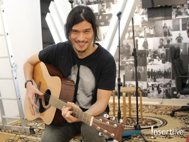 Lirik Lagu Perjalanan - Virzha