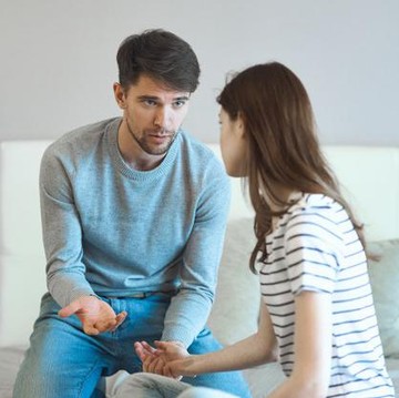 img-title Aduduh.. 3 Zodiak Ini Bisa Memutuskan Pasangannya Tanpa Peringatan!