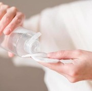 5 Rekomendasi Micellar Water Bagus di Bawah Rp20 Ribu