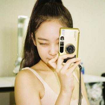 6 Selebriti Korea yang Hobi dengan Fotografi, Hasil Jepretannya Aesthetic!