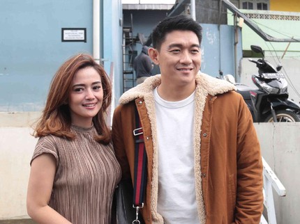 Resmi Menikah, Ini Cara Ifan Seventeen & Citra Monica Dekatkan Anak Masing-masing