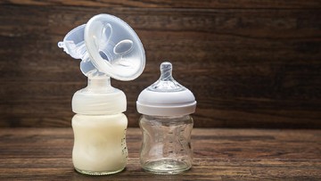 TIPS MANAJEMEN PUMPING ASI UNTUK BAYI SAAT BERPUASA