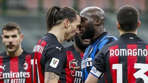 FOTO: Inter Menang Dramatis di Duel Panas Lawan Milan