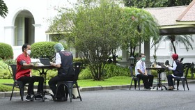 Kemenkes Tegaskan Jokowi Belum Disuntik Vaksin Dosis Ketiga