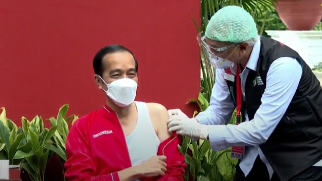 Pemerintah masih menangani biaya perawatan pasien Covid-19 meskipun Presiden Jokowi telah mencabut status pandemi.