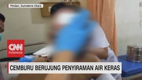 VIDEO: Cemburu Berujung Penyiraman Air Keras