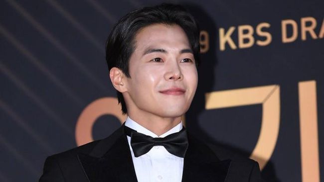 Hunus Entertainment dan sepupu Park Eun-suk membantah tudingan bahwa sang bintang The Penthouse menelantarkan binatang peliharaannya