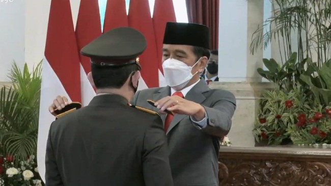 Komnas HAM mencatat Polri diadukan sebagai pelanggar HAM terbanyak dengan 571 kasus. Sebanyak 78 kasus di antaranya terkait kekerasan dan penyikasaan.