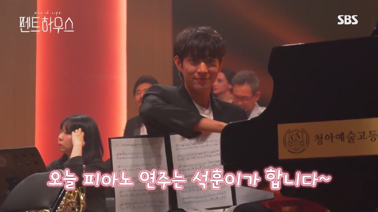 Seru, Ini Momen Behind The Scene Drama Korea 'The Penthouse' Seru, Ini Momen Behind The Scene Drama Korea 'The Penthouse'