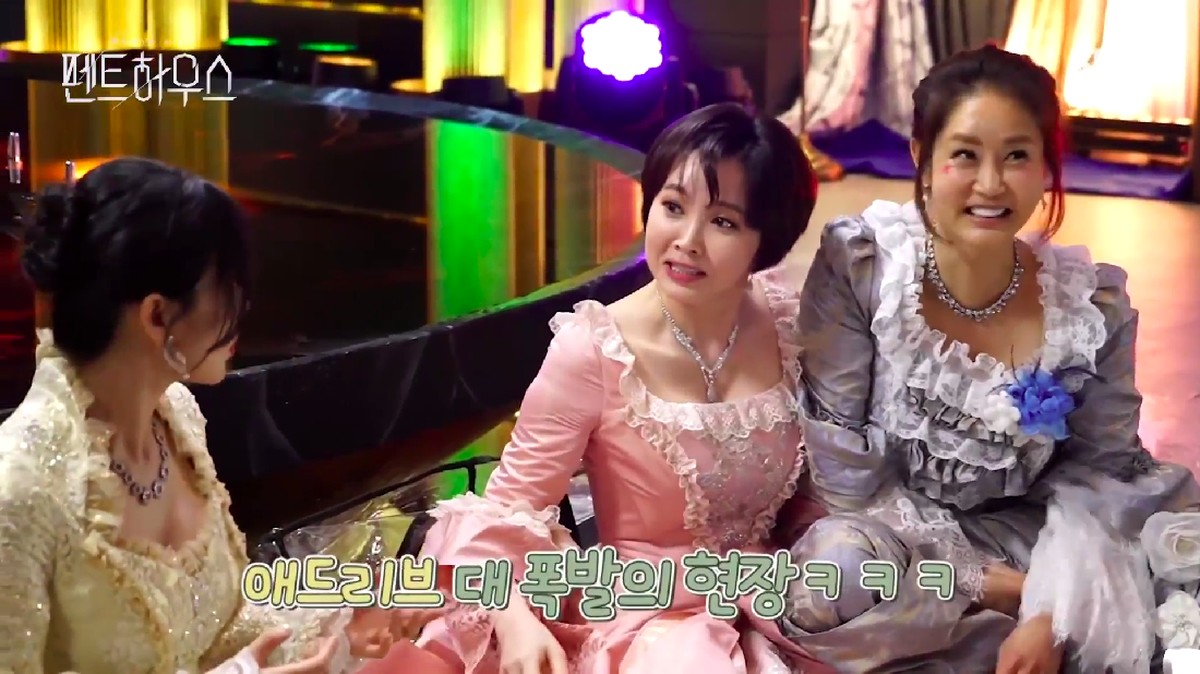 Seru&comma; Ini Momen Behind The Scene Drama Korea 'The Penthouse'