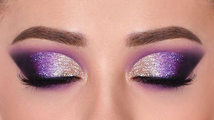Tetap Cantik Saat Pakai Masker, Ikuti Inspirasi Glitter Eyeshadow Ini!