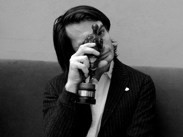 Trik Jonny Greenwood Gabung Radiohead, Pura-pura Jago Main Piano