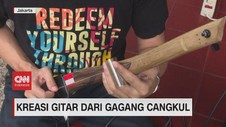 VIDEO: Kreasi Gitar dari Gagang Cangkul