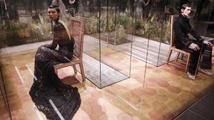 FOTO : Fendi Couture dan Womenswear Perdana Kim Jones