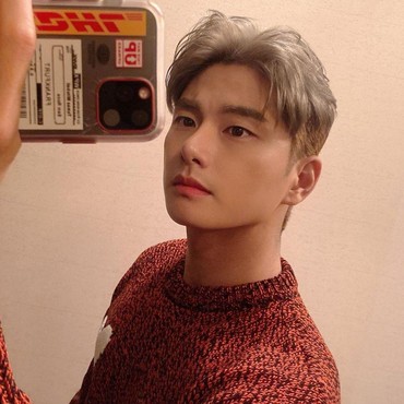 Reaksi Tak Terduga Ayah Lee Yi Kyung Saat Tahu Sang Anak Bintangi Film Gay