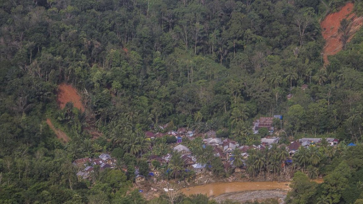 FOTO: Korban Banjir di Pedalaman Pegunungan Meratus Kalsel