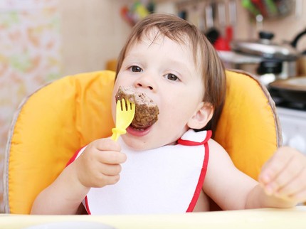 Menu MPASI 8 Bulan untuk Bayi Belum Punya Gigi, Bisakah Diberi Finger Food?