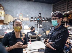 Ngantor di Bali, Sandiaga Rekonsiliasi dengan Ni Luh Djelantik