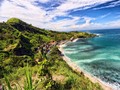 Diapit Bukit dan Tebing di Pantai Menganti Kebumen