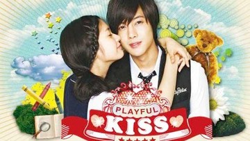 CINTA BERSEMI DI SMA