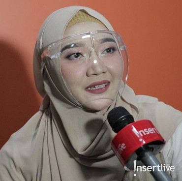 Nama Sulis Kembali Tenar Usai Lagu Jadulnya Viral di Tiktok