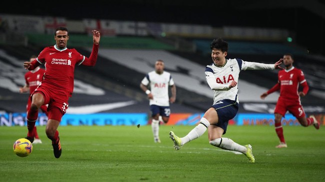 Jurgen Klopp sempat lesu melihat gol Son Heung Min di awal laga saat Liverpool mengalahkan Tottenham Hotspur di London.