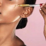 Yakin Selama Ini Cara Penggunaan Serummu Sudah Benar? Pastikan Kamu Telah Melakukan Hal-hal Ini!