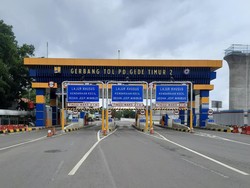 Ada Proyek Kereta Cepat, Transaksi GT Pondok Gede Timur 2 Dialihkan