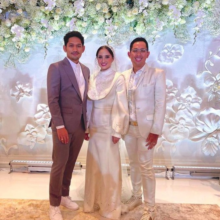 <p>Ririn Ekawati dan Ibnu Jamil akhirnya resmi menikah pada hari ini, Sabtu (30/1/2021). (Foto: Instagram @markonengjtown)</p>