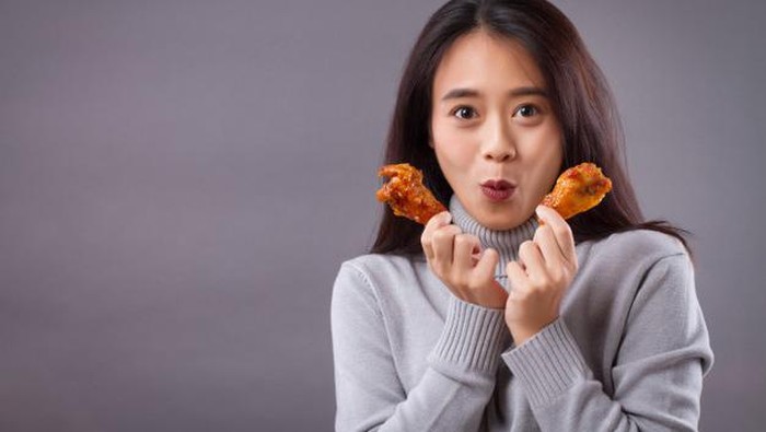 Tak Bisa Menahan Diri dari Gorengan? Yuk Intip Berapa Jumlah Kalorinya