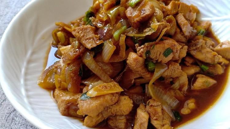 Ayam Kecap Bawang
