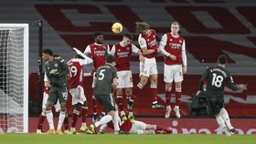 Klasemen Liga Inggris Usai Arsenal vs Man Utd Imbang
