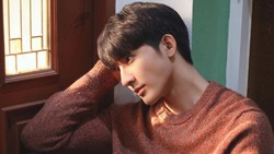 Lirik Lagu My Eyes Can't Lie - Earth Pirapat