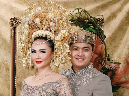 Selebgram Sarah Gibson Resmi Menikah, Maharnya Rp314 Juta Bun