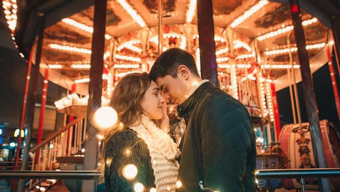 Zodiak Ini Bakal Jadi Orang Paling Romantis di Bulan Februari, Siap-Siap Dimabuk Kepayang!