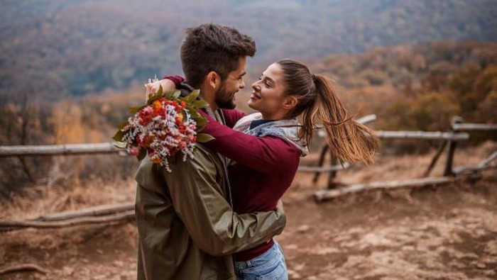 4 Pasangan Zodiak yang Bakal Jatuh Cinta di Hari Valentine