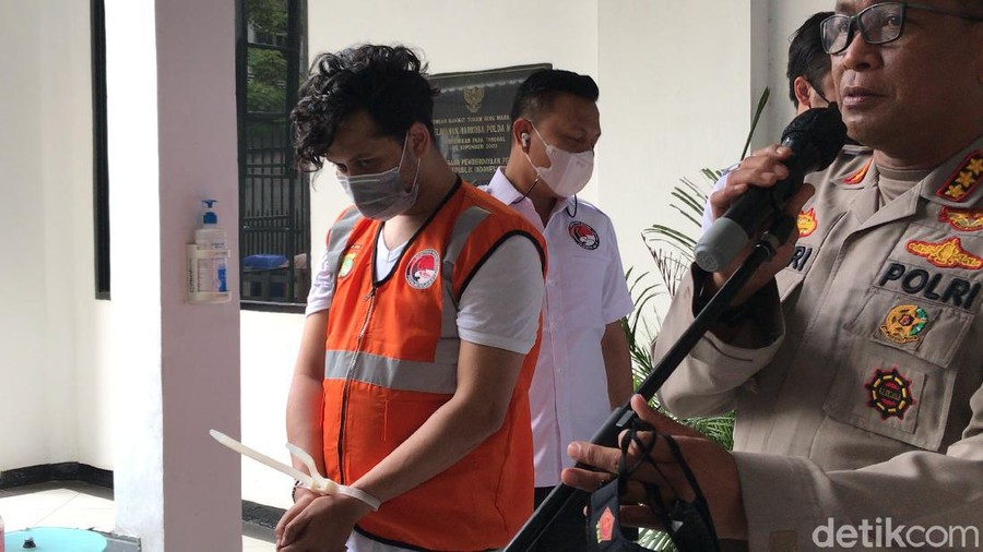 Abdul Kadir ditangkap polisi