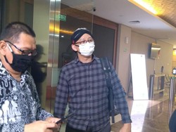 Begini Kata Abu Janda Usai Diperiksa Polisi Soal Islam Arogan