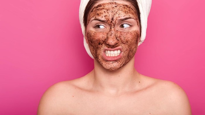 Awas Skin Care Ilegal, Hindari Penggunaan 4 Masker Abal-Abal Ini, Ladies! Awas Skin Care Ilegal, Hindari Penggunaan 4 Masker Abal-Abal Ini, Ladies!