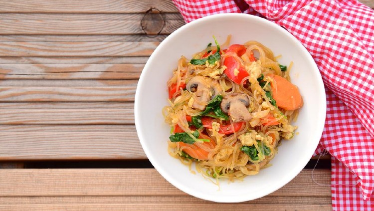 Ilustrasi resep bihun goreng