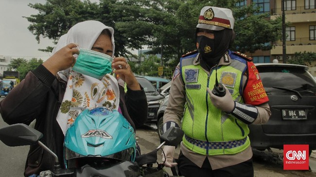 Kesadaran semua pihak untuk mematuhi protokol kesehatan berperan penting dalam menekan laju penularan Covid-19.