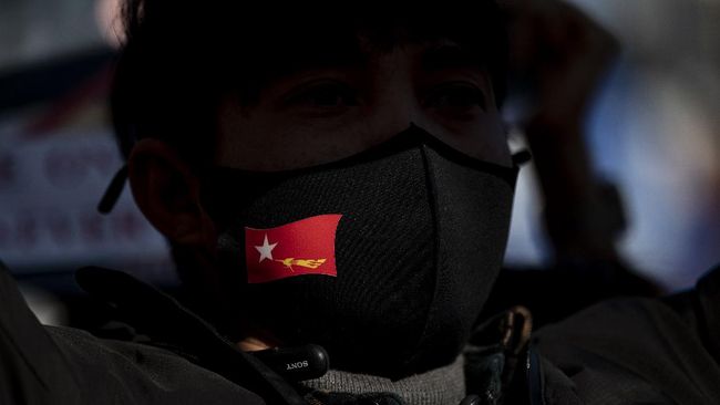 Salah satu sineas Myanmar bernama Min Htin Ko Ko Gyi ditangkap oleh tentara yang hari ini (1/2) melakukan kudeta.