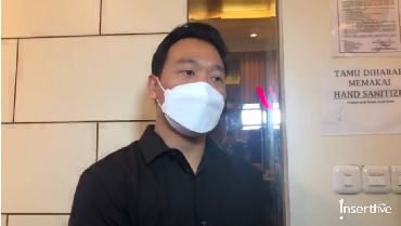 img-title Hubungan Sempat Renggang, Michael Yukinobu Ingin Segera Nikahi Kekasih